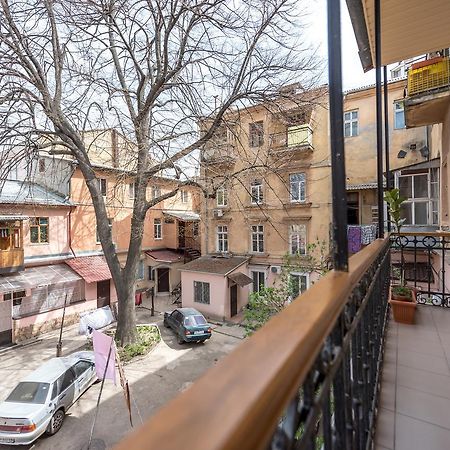 Studio Apartment In Center Of Odessa Zewnętrze zdjęcie