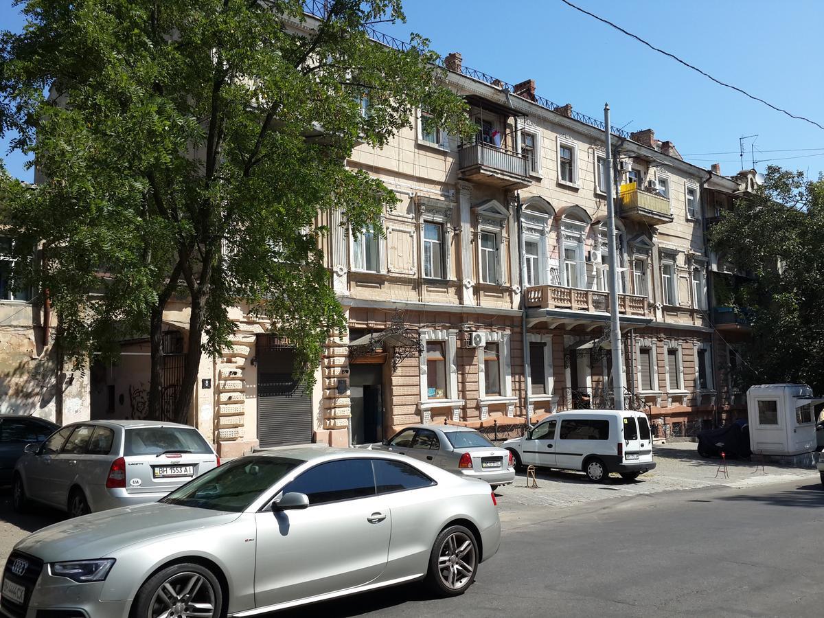 Studio Apartment In Center Of Odessa Zewnętrze zdjęcie